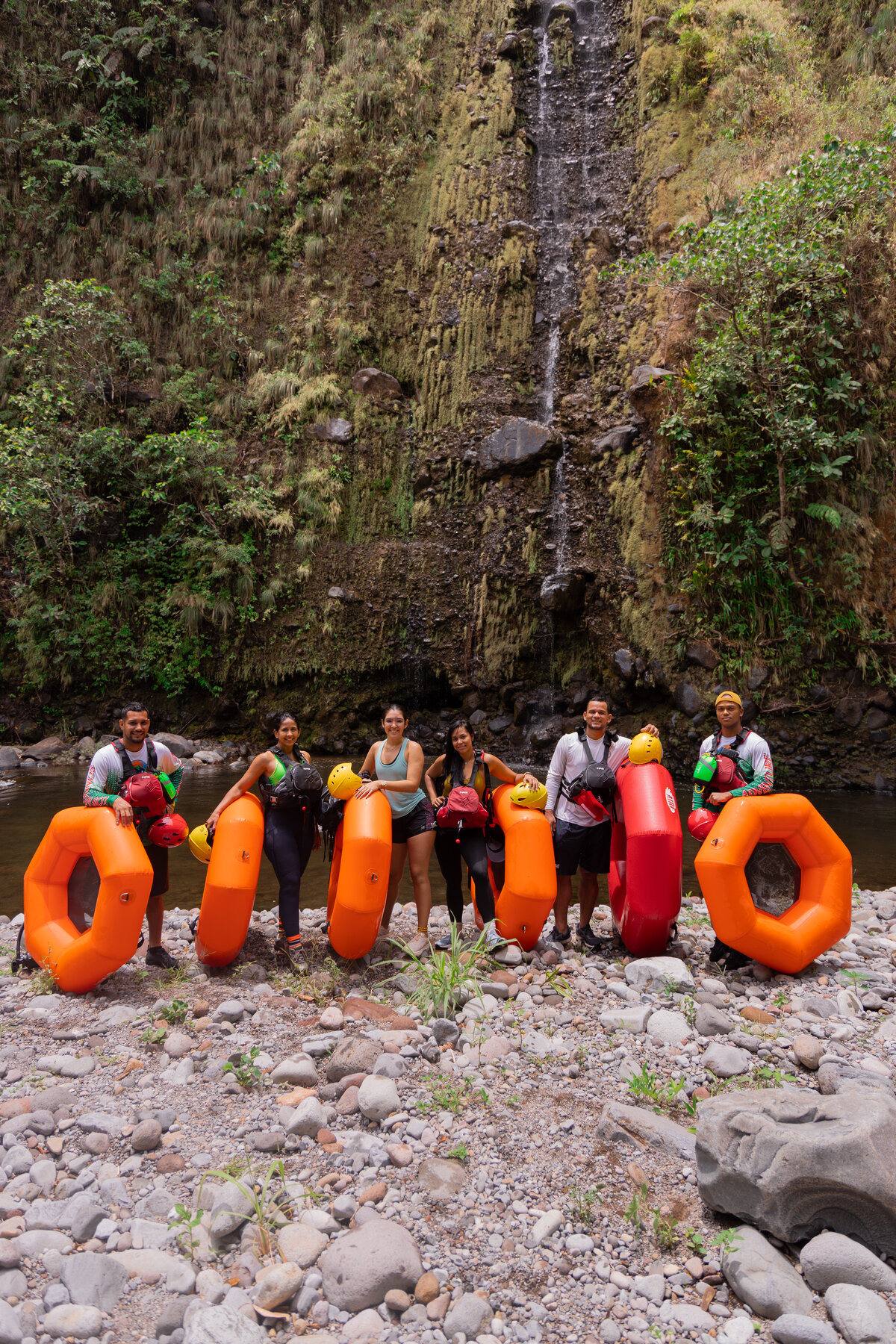 Tubing en el río